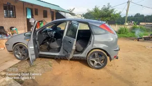 Ford Focus 2003 Gris