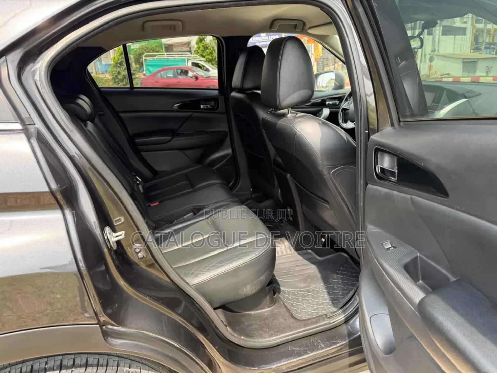 Mitsubishi Eclipse Cross 2019 Gris