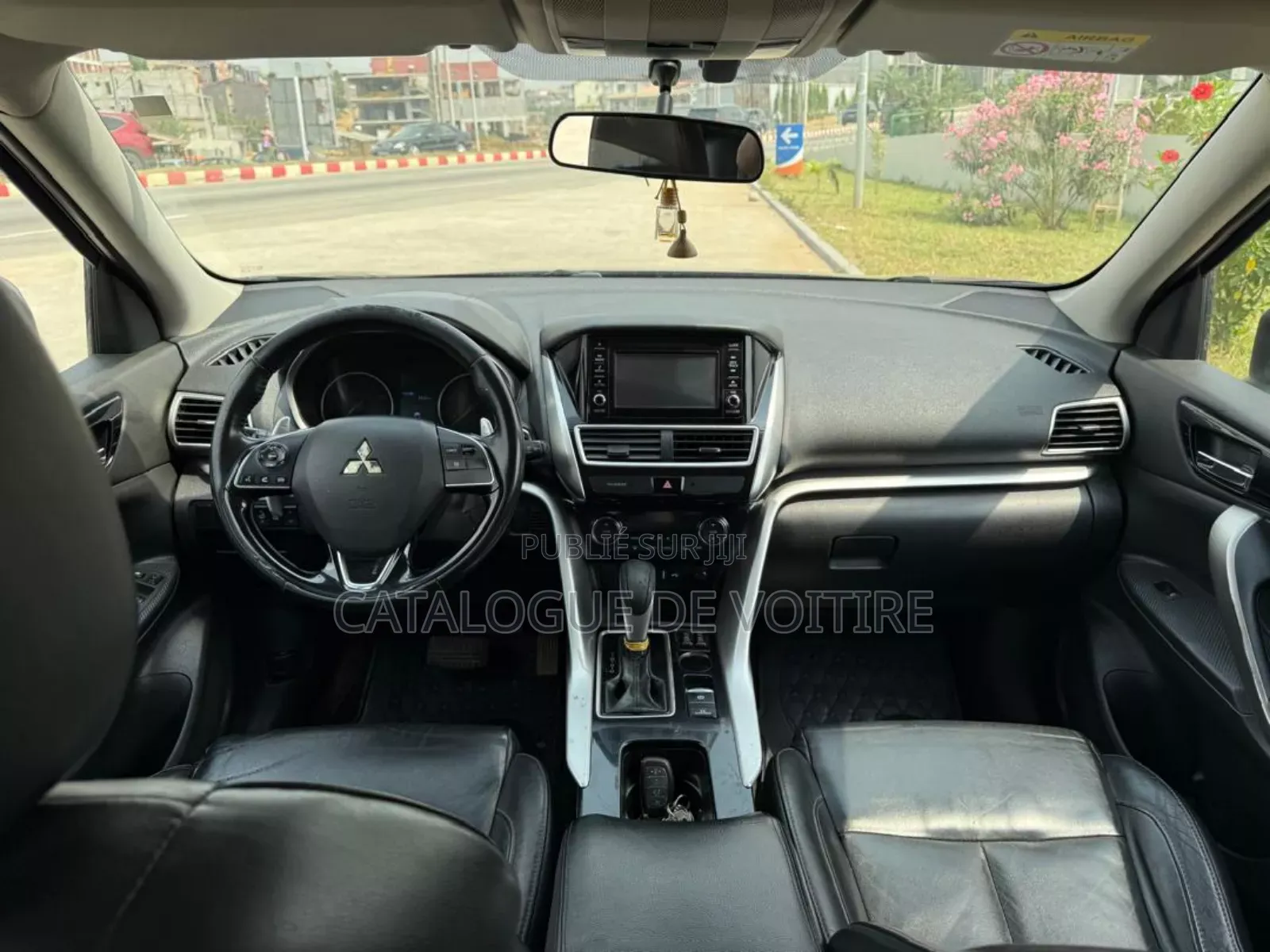 Mitsubishi Eclipse Cross 2019 Gris