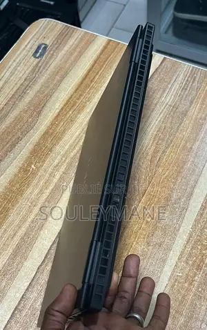 Ordinateur Portable HP Omen 16 16GB AMD Ryzen 7 SSD 512GB