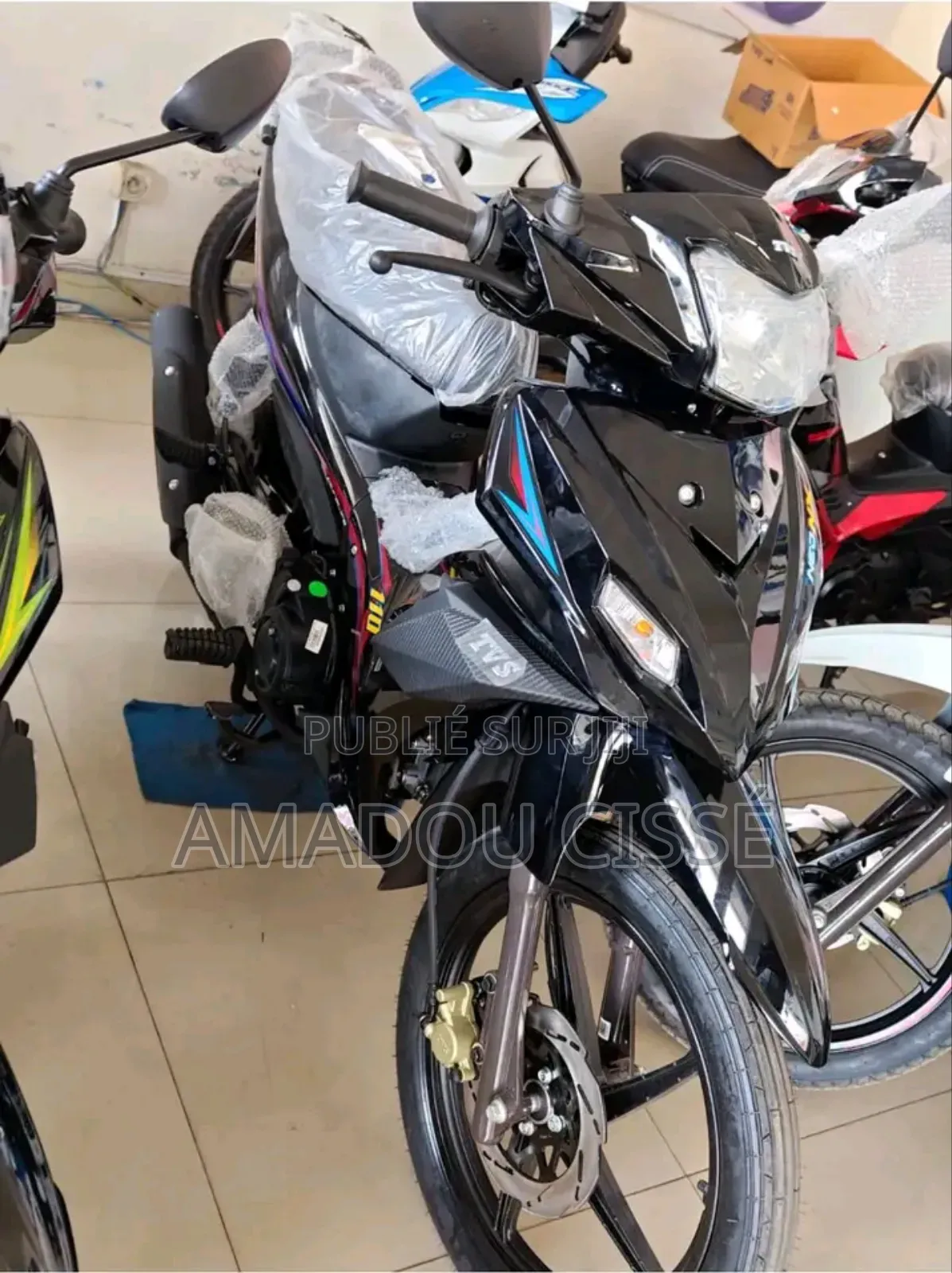 New TVS Neo NX 2024 Blanc