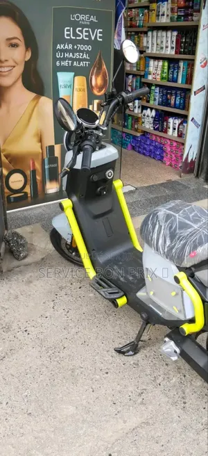 New Yamaha Majesty 2025 Black