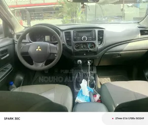 Mitsubishi L200 2021 Black