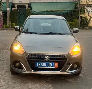Suzuki Dzire 2023 Gris