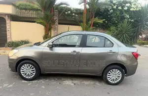 Suzuki Dzire 2023 Gris