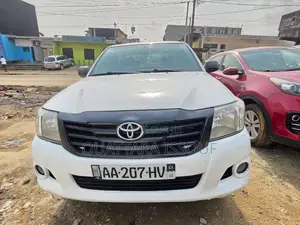Toyota Hilux 3.0 D-4D 4x4 2015 Blanc