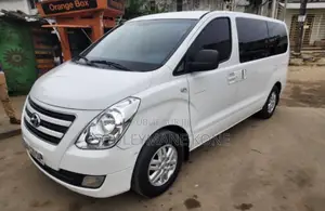 Hyundai Starex 2018 Blanc
