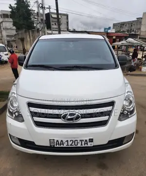 Hyundai Starex 2018 Blanc