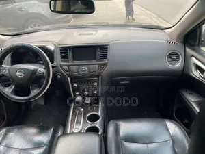 Nissan Pathfinder 2014 Noir