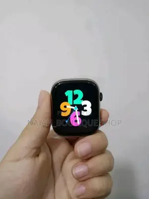 Neo 18 Plus Montre Connectée