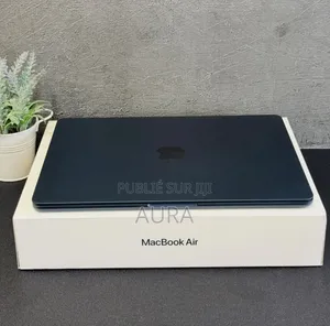 Ordinateur Portable Apple MacBook Air 2022 M2 8GB Apple M2 SSD 256GB