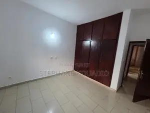 6chbre Duplex dans Cocody à Vendre