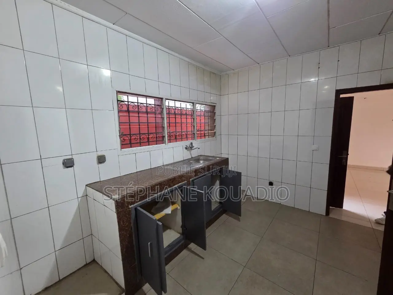 6chbre Duplex dans Cocody à Vendre