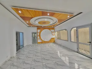 5chbre Duplex dans Avec Norco, Cocody à Vendre
