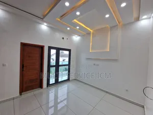 Furnished 5chbre Duplex dans Ismaël Coulibaly, Cocody à Vendre