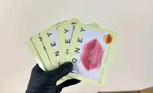 Masque Lèvres, Visage,Et Anti Cernes