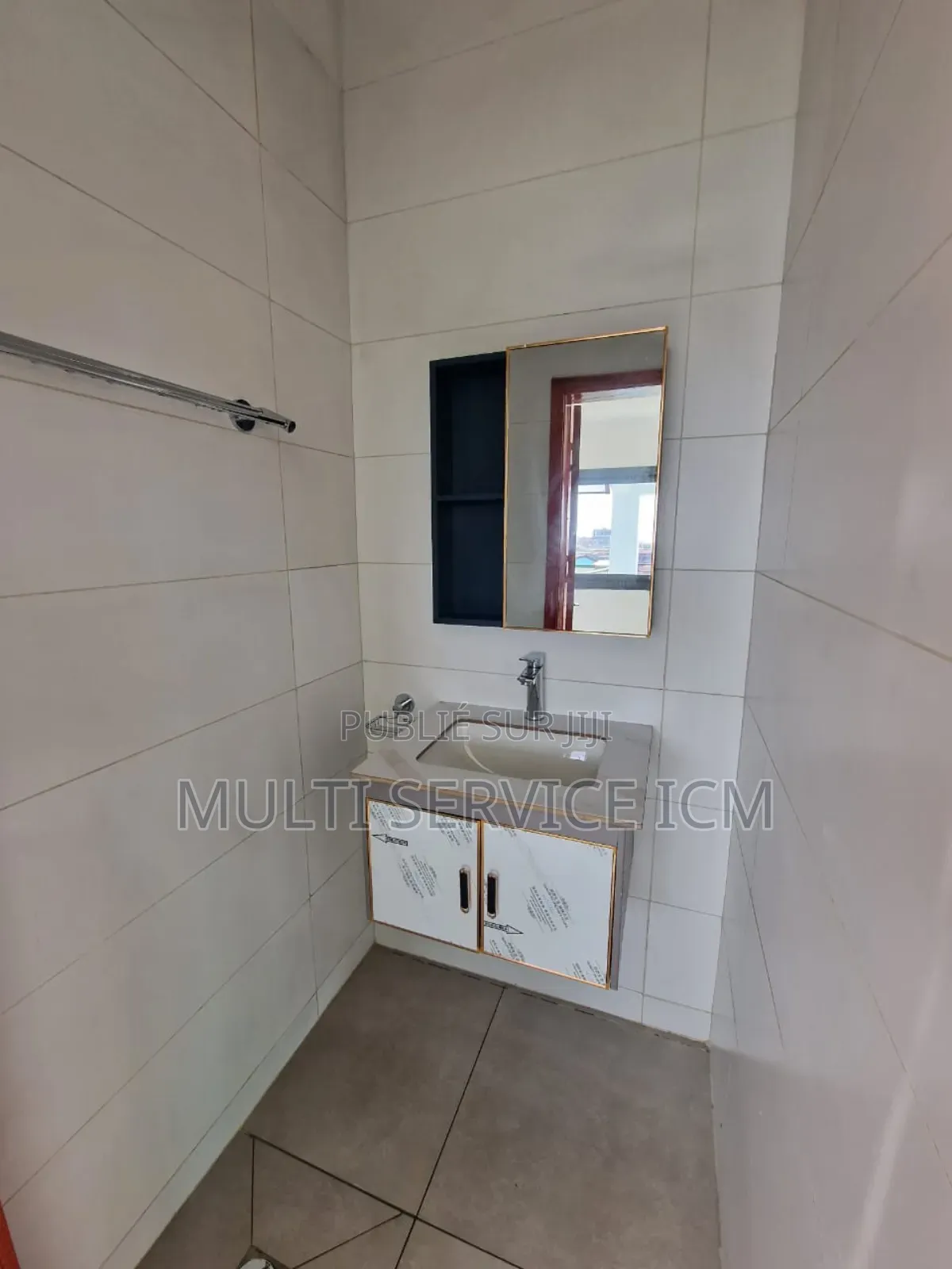 Furnished 5chbre Duplex dans Ismaël Coulibaly, Cocody à Vendre