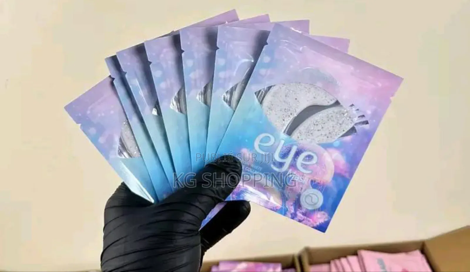 Masque Lèvres, Visage,Et Anti Cernes