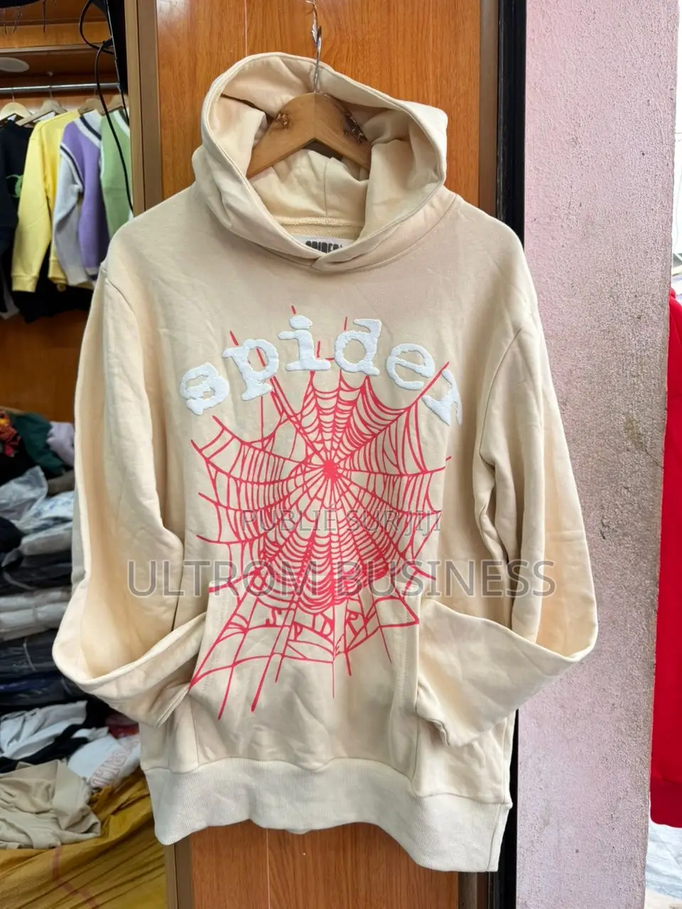 Pull Essentais Represent Vlone