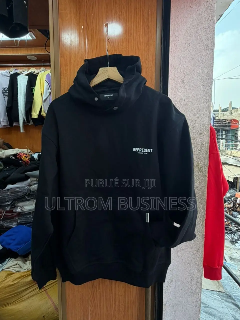 Pull Essentais Represent Vlone