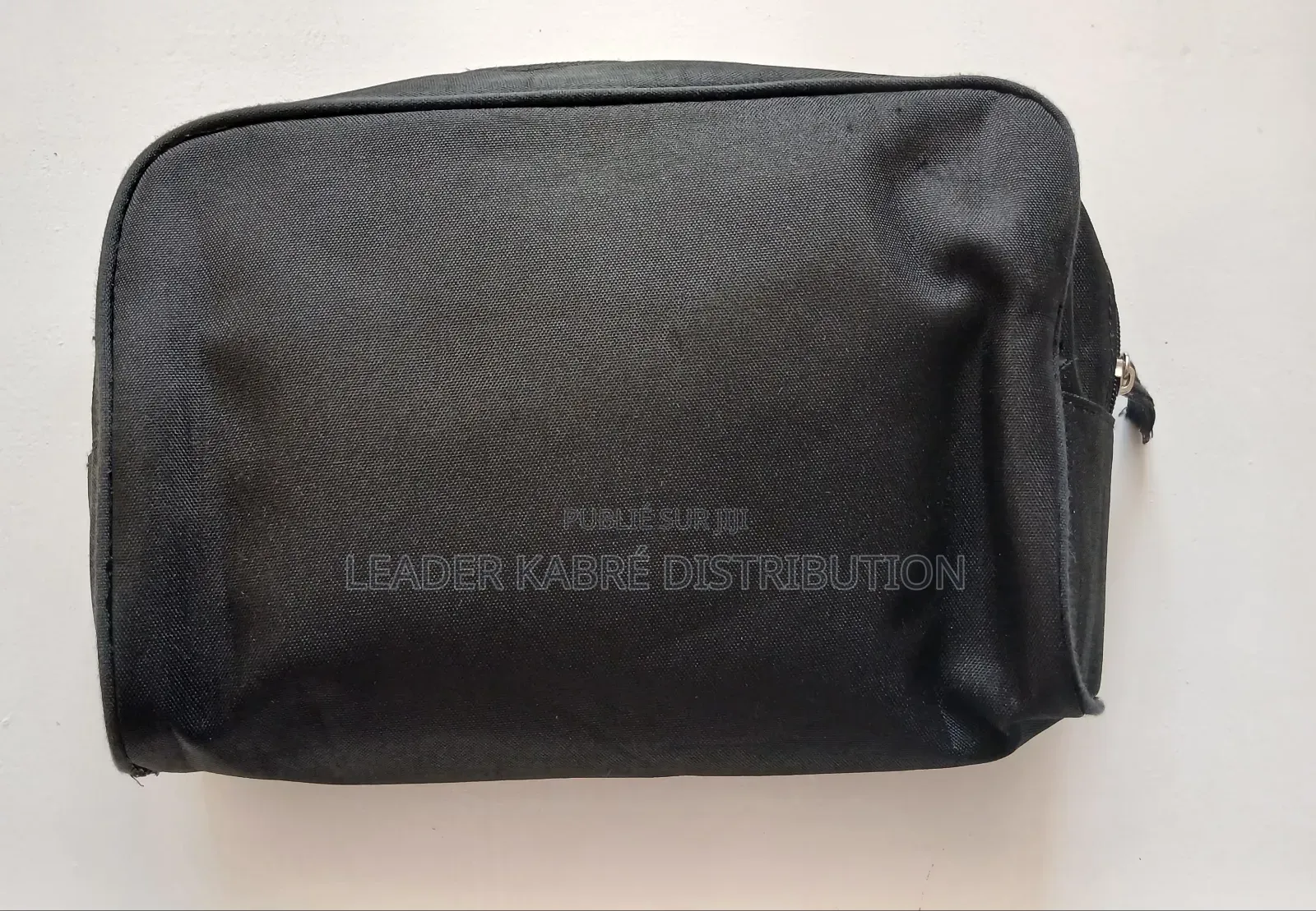 Trousseau De Toilette