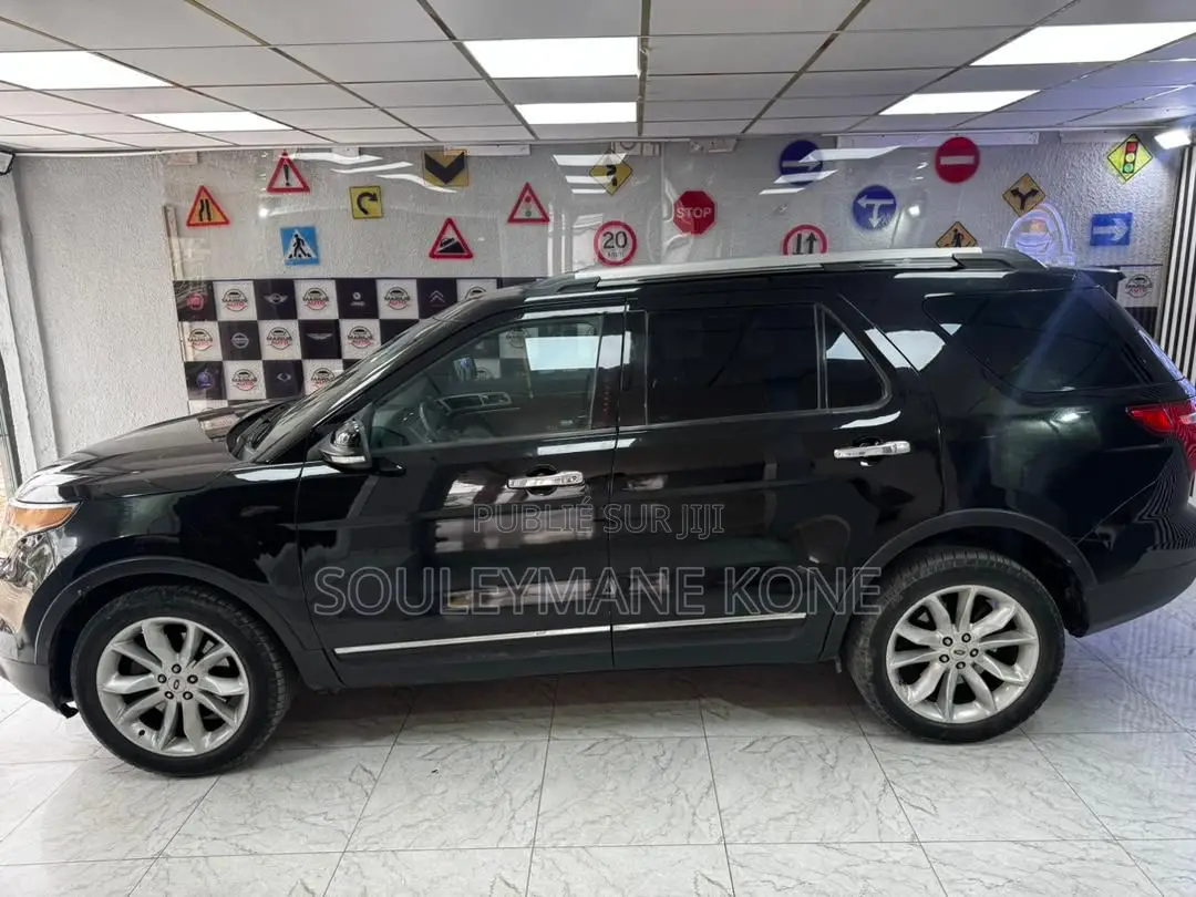 Ford Explorer 2015 Black