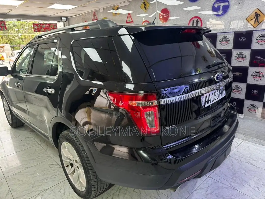 Ford Explorer 2015 Black