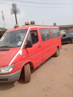 Mercedes-Benz Sprinter 2018 Rouge