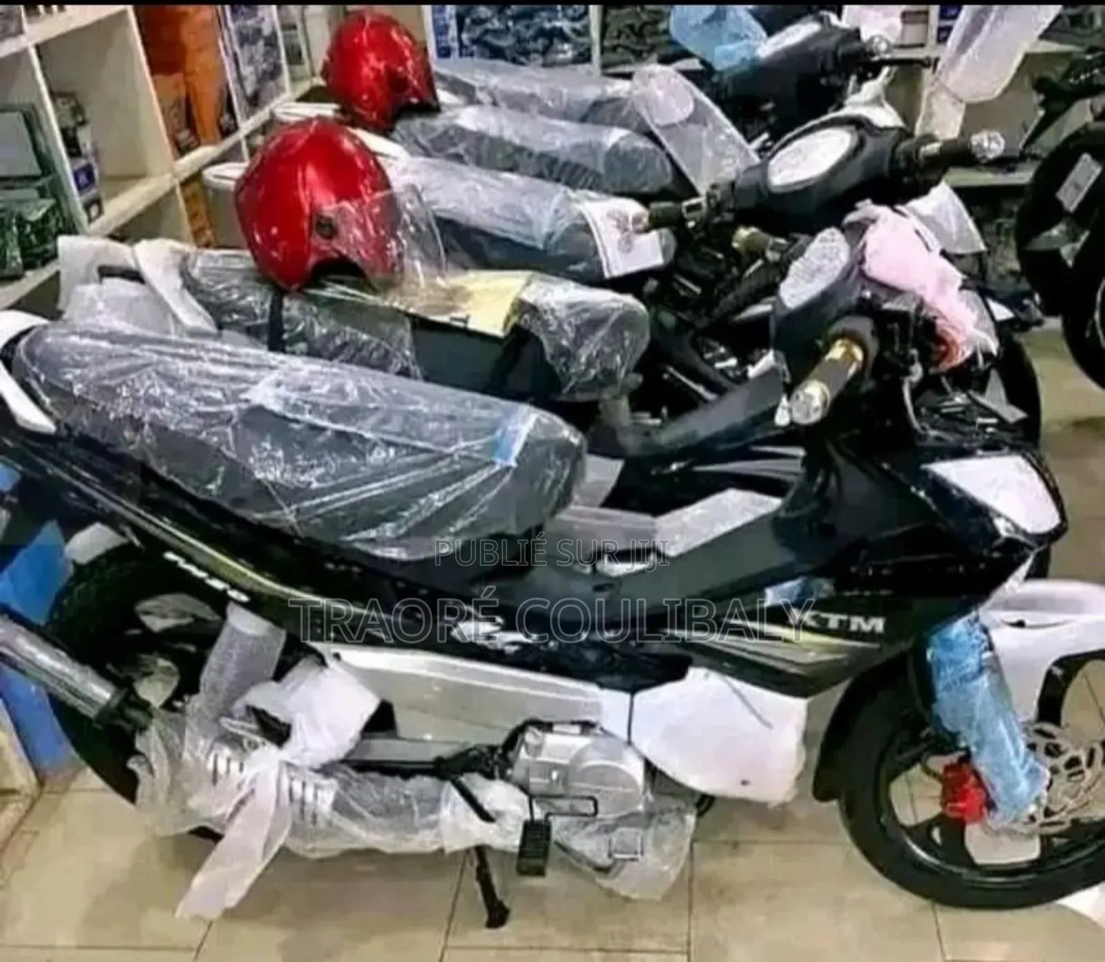 New KTM Autre 2025 Argenté