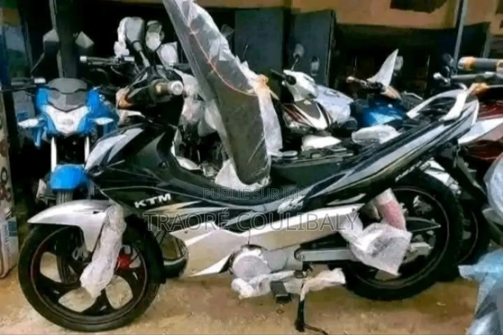 New KTM Autre 2025 Argenté