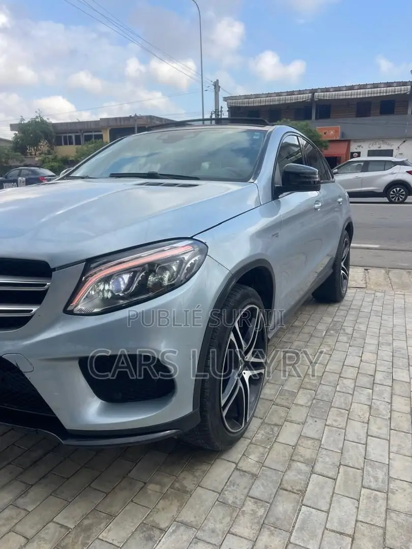 Mercedes-Benz GLE-Class AMG GLE 43 4MATIC 2018 Bleu