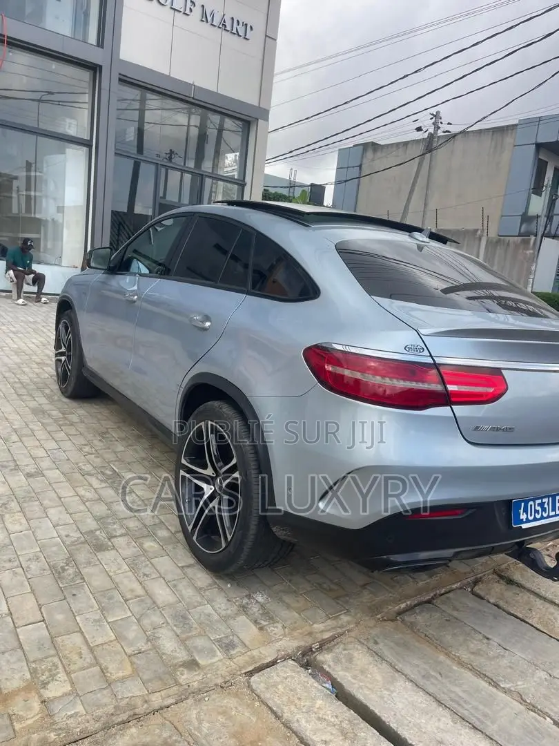 Mercedes-Benz GLE-Class AMG GLE 43 4MATIC 2018 Bleu