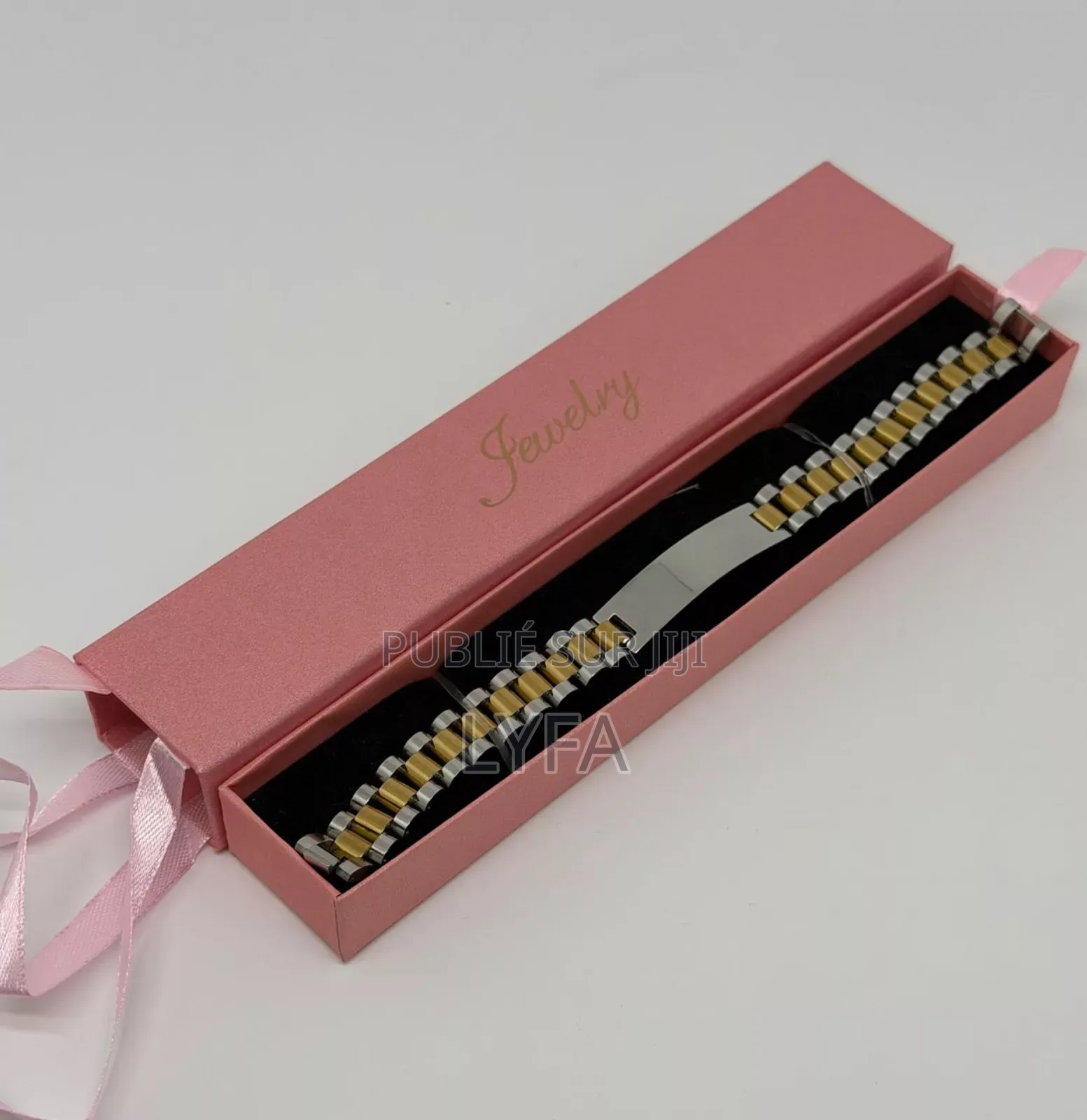 Bracelet Avec Le Coffret
