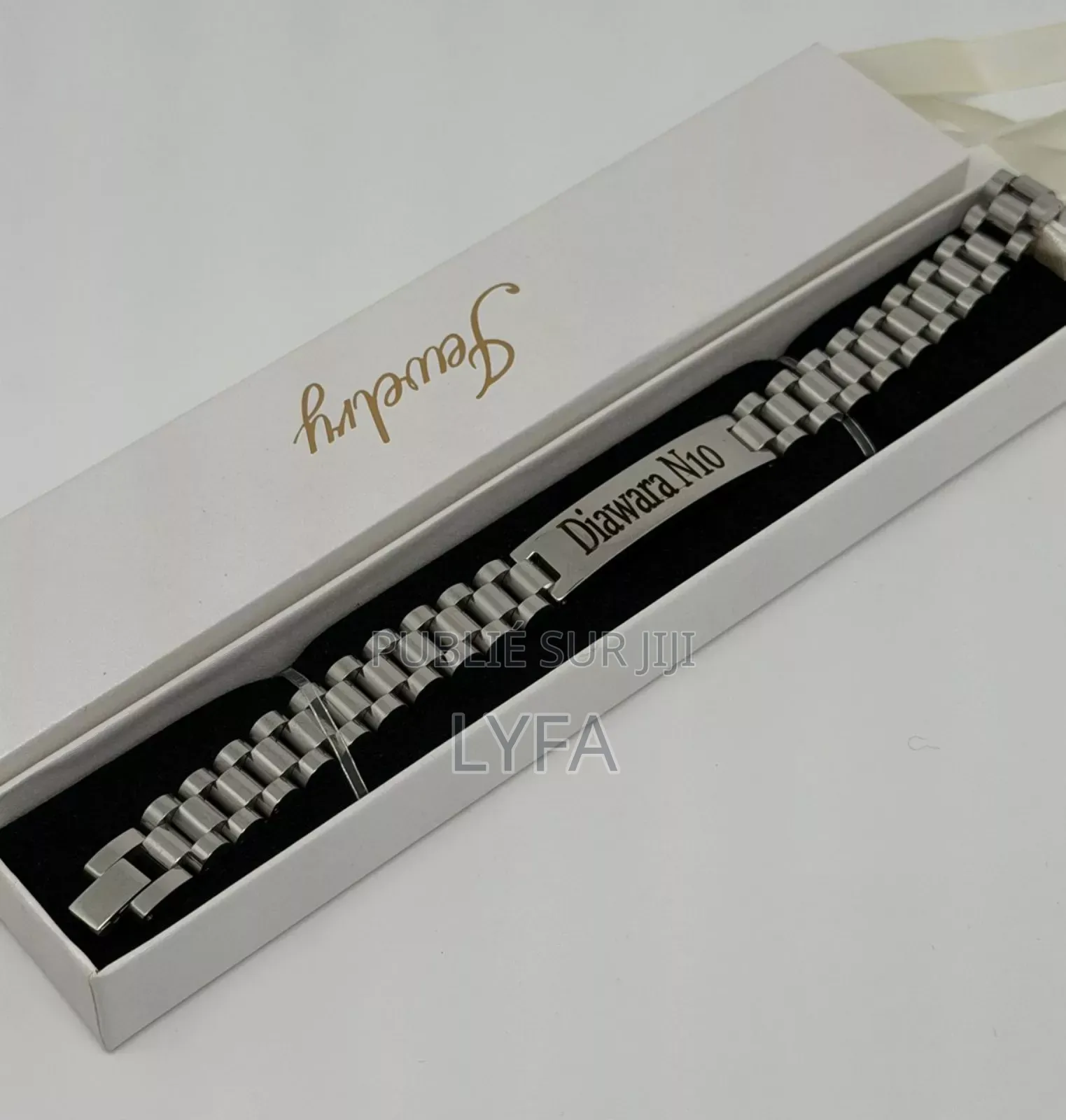 Bracelet Avec Le Coffret
