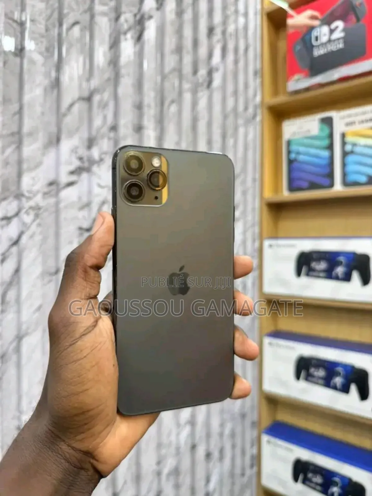 New Apple iPhone 11 Pro Max 256 GB Gris