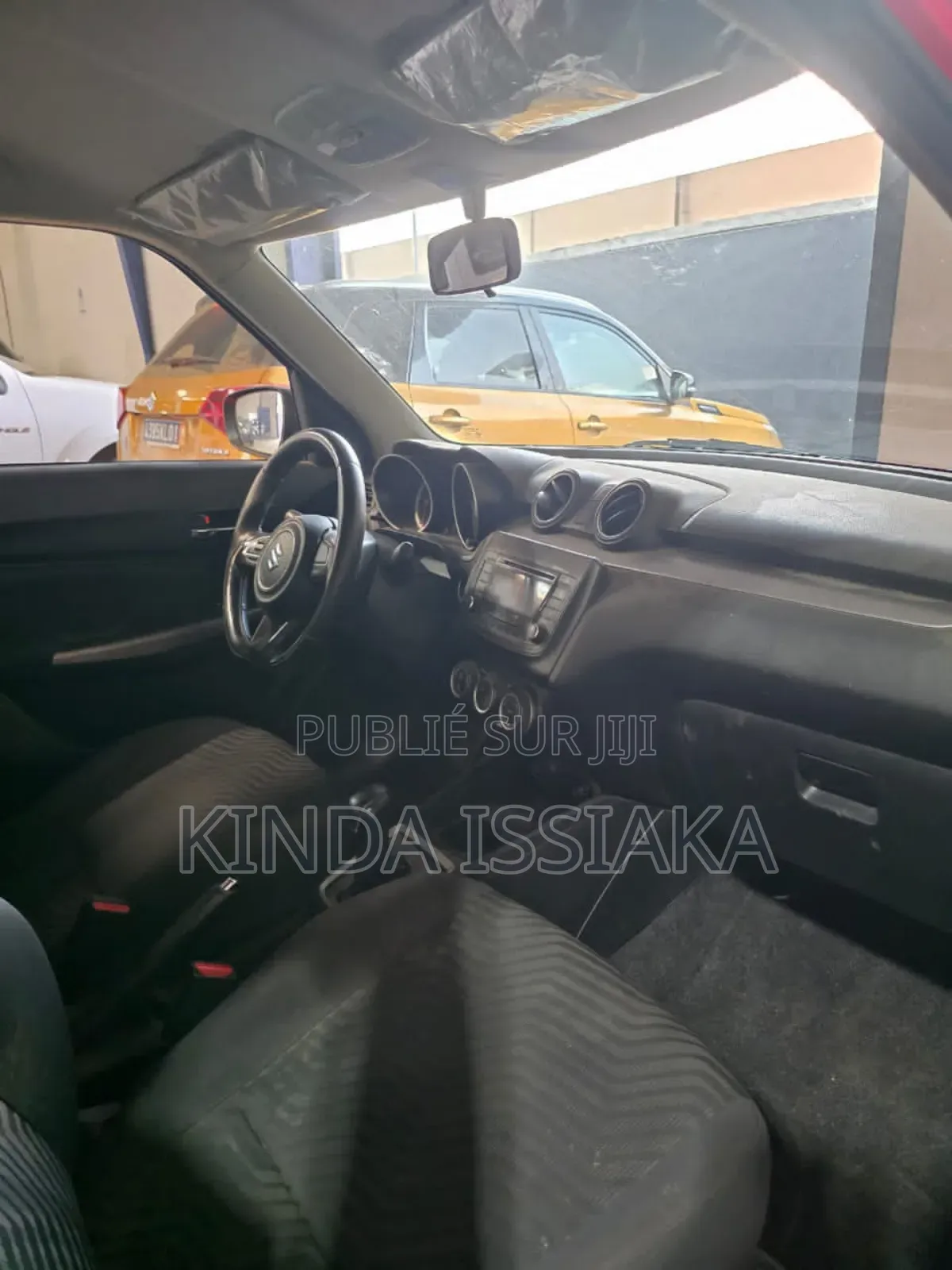 Suzuki Swift 2022 Rouge