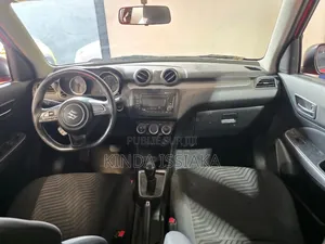 Suzuki Swift 2022 Rouge