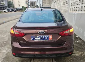Ford Focus 2014 Bordeaux