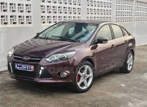 Ford Focus 2014 Bordeaux