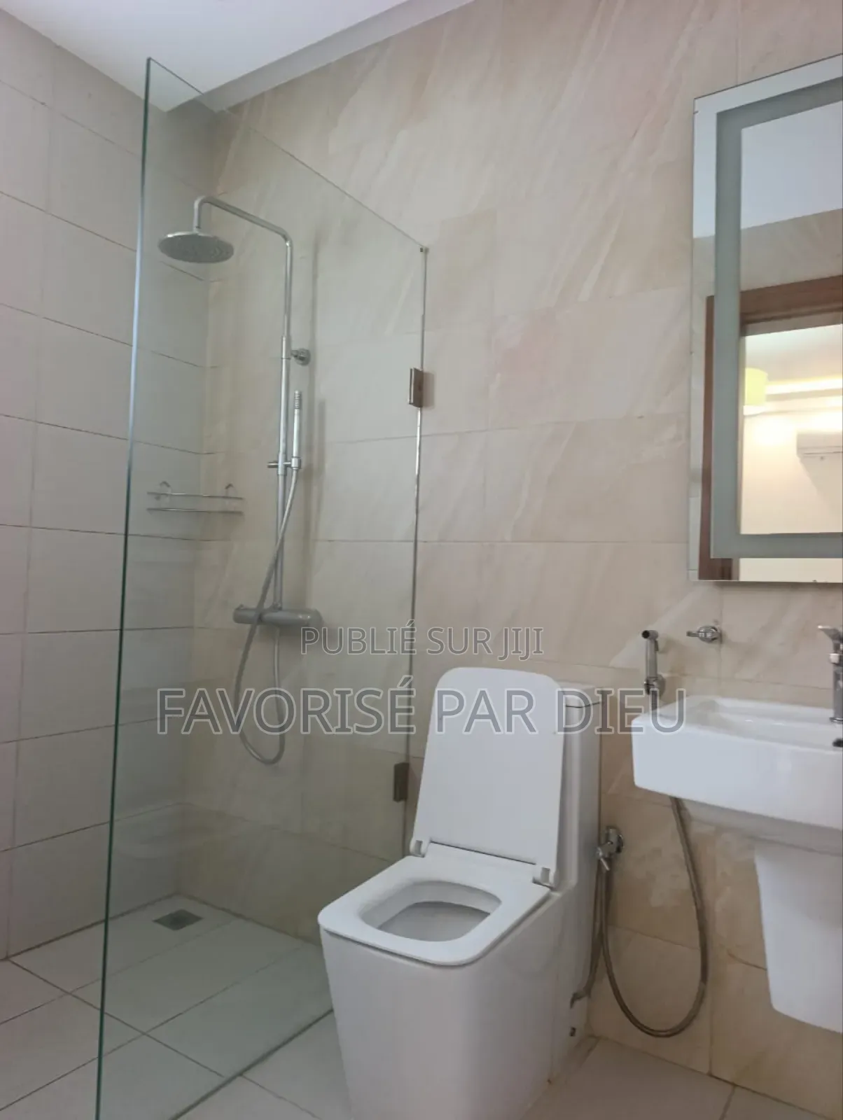 2chbre Appartement-terrasse dans Cocody à Vendre