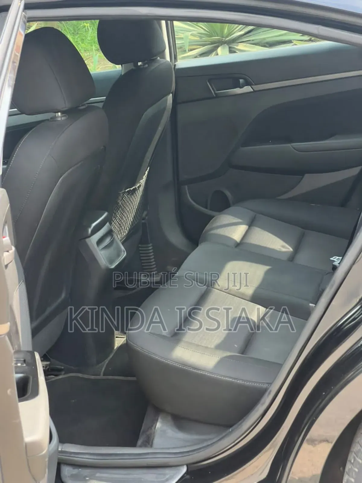 Hyundai Elantra ECO Sedan FWD (1.4L 4cyl 7A) 2017 Noir