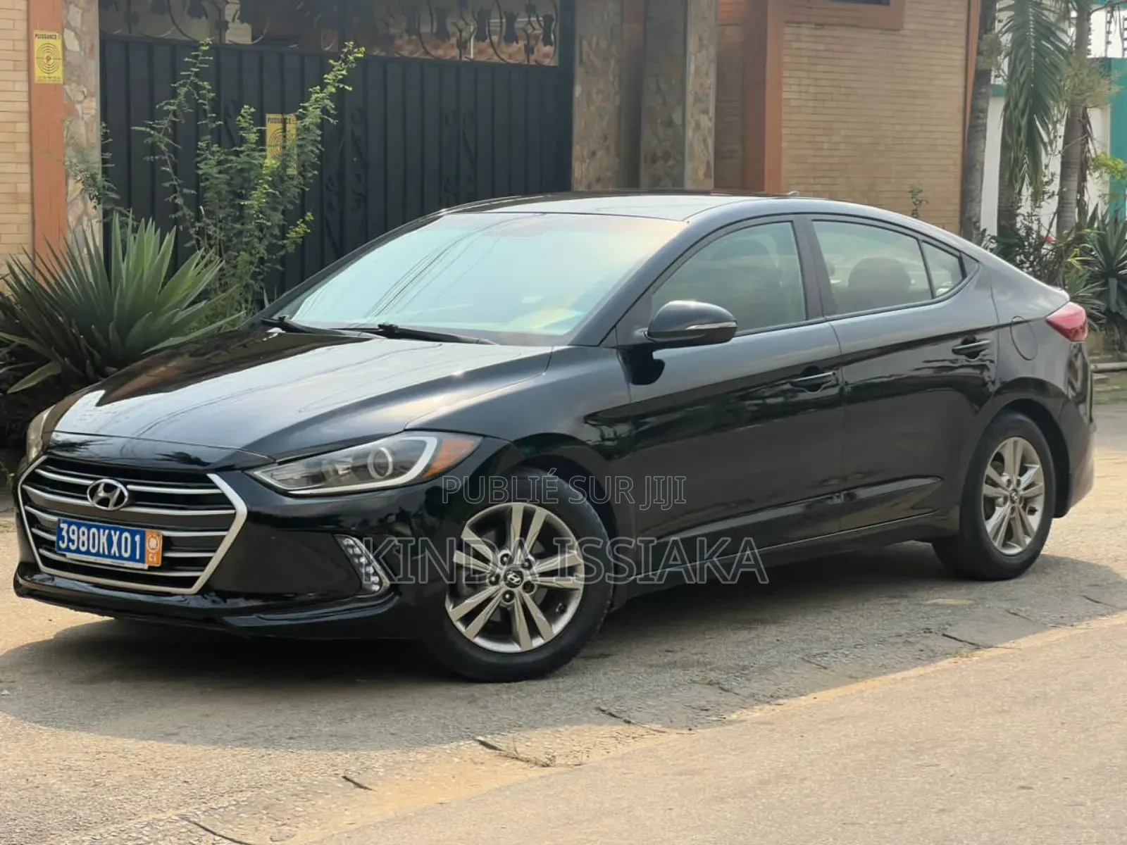 Hyundai Elantra ECO Sedan FWD (1.4L 4cyl 7A) 2017 Noir