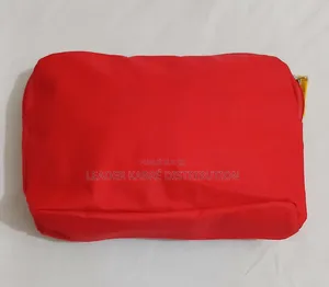 Trousse De Toilette Yves Rocher Issue De La Collection d'Été