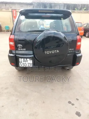 Toyota RAV4 2.5 4x4 2012 Noir Mat