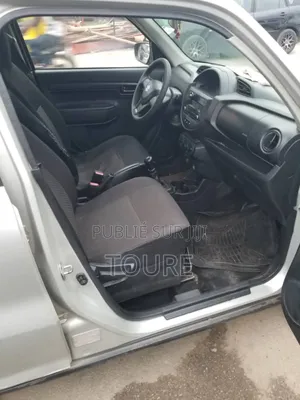 Suzuki S-Presso 2023 Gris