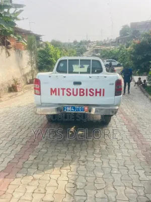 Mitsubishi L200 Double Cab 2.4 181hp 4WD 2018 Blanc