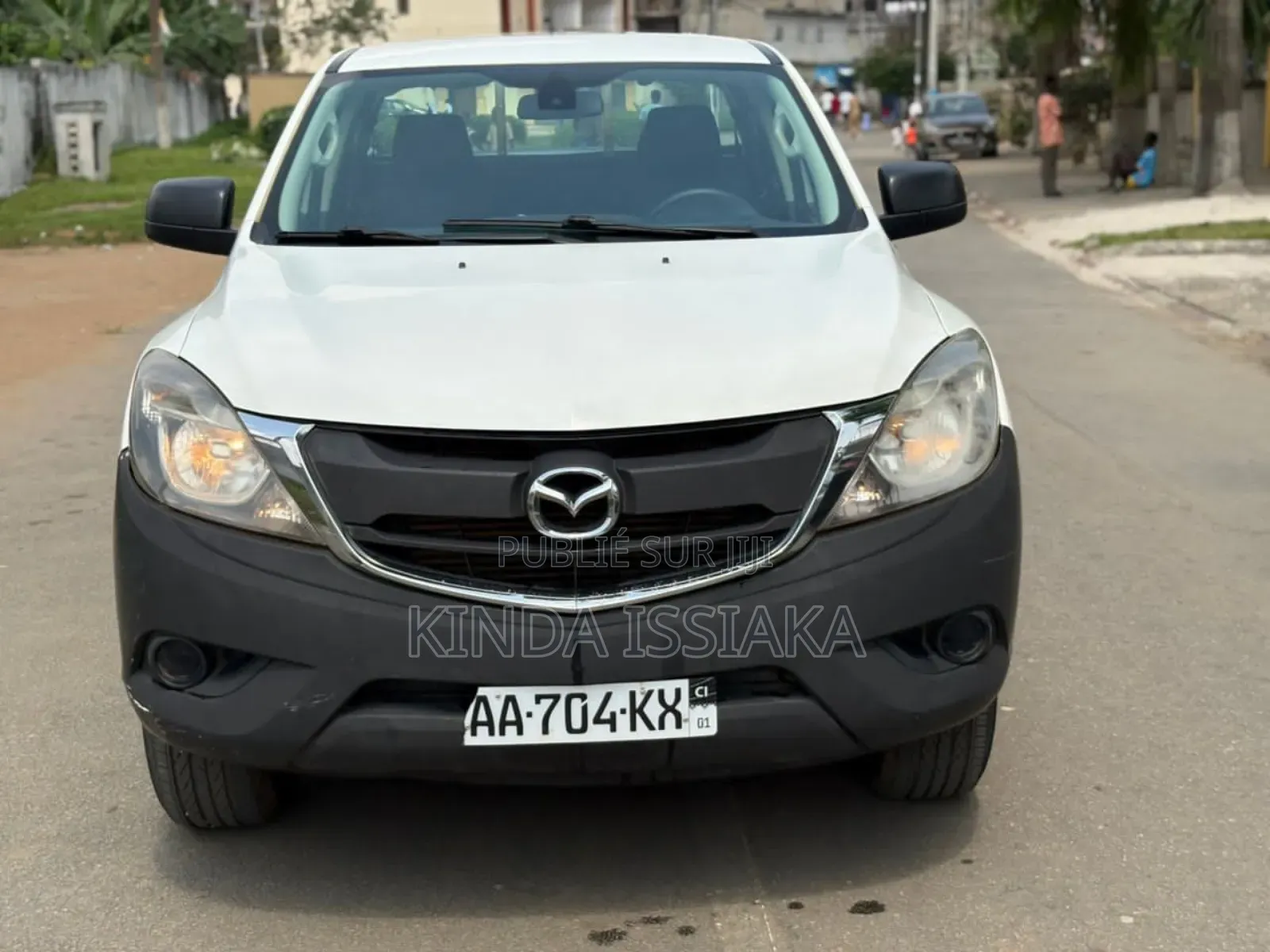 Mazda BT-50 2021 Blanc cassé