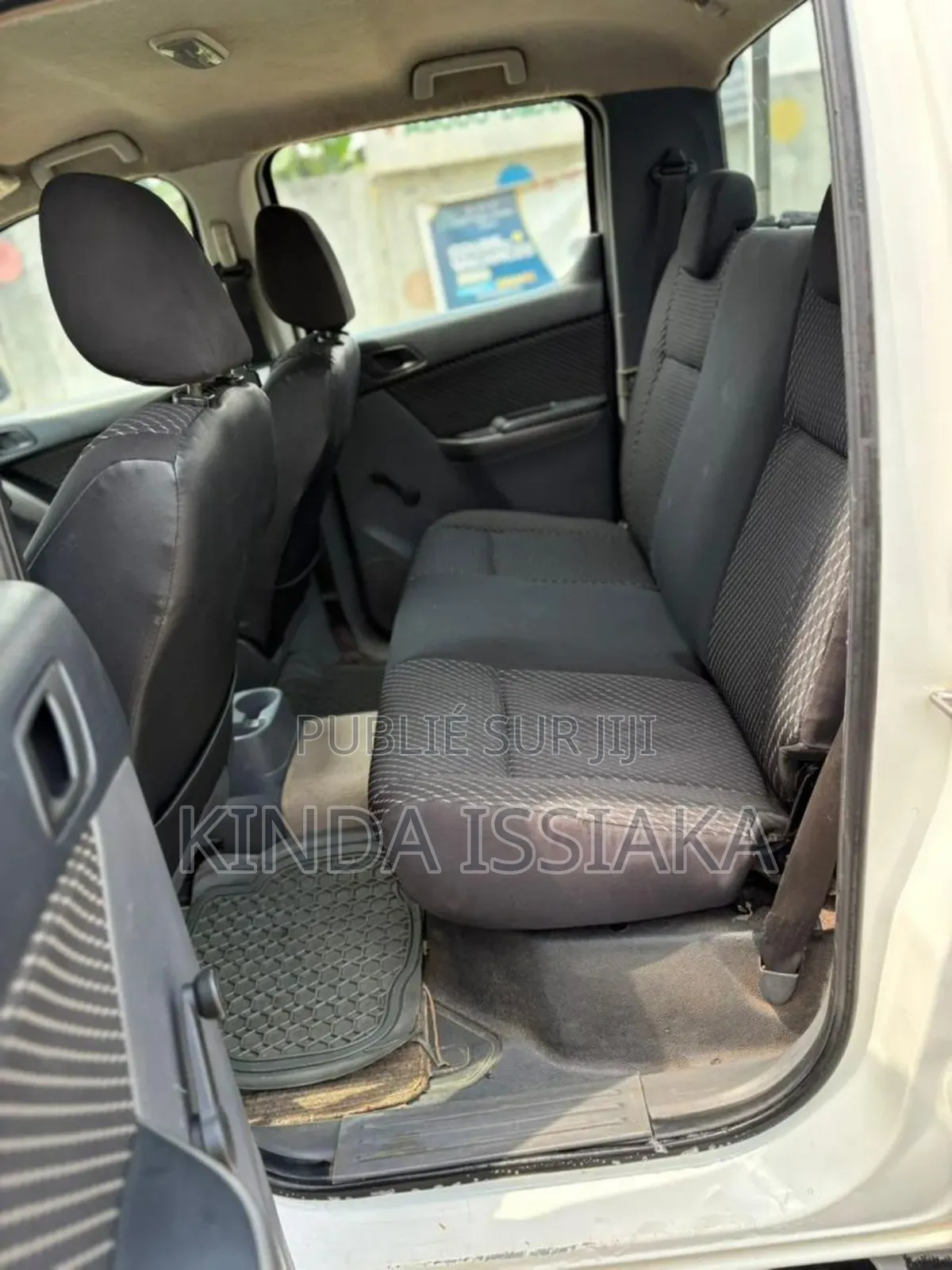 Mazda BT-50 2021 Blanc cassé