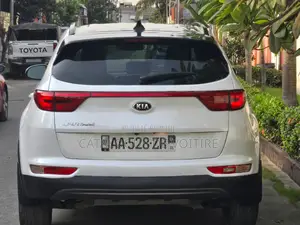 Kia Sportage 2018 Blanc cassé