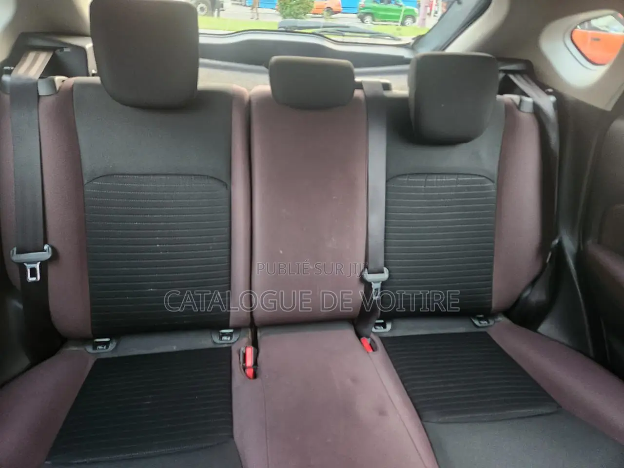 Suzuki Fronx 2024 Gris